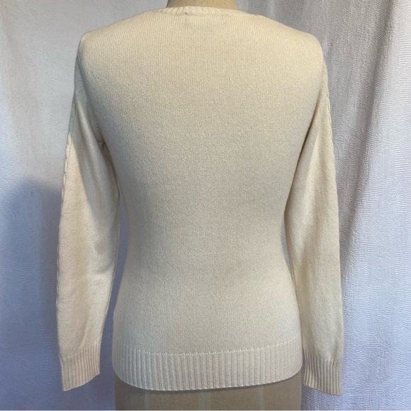 Pure cashmere ivory vneck sweater - Picture 4 of 9